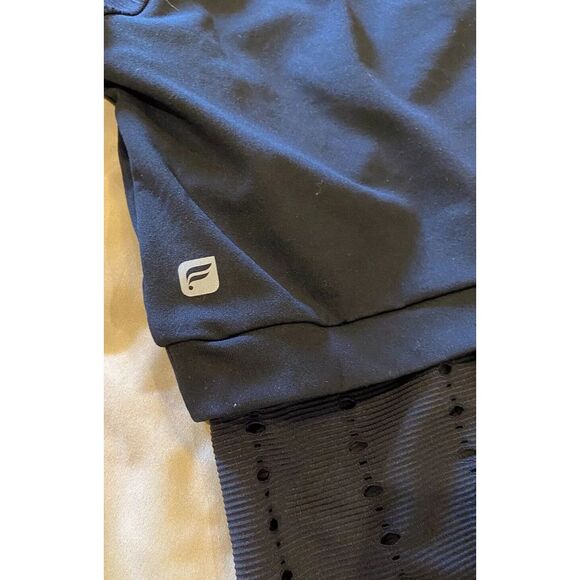 Fabletics Shelby Long Sleeve Cutout Top Black Size Medium, The Layover NWT - Picture 7 of 10